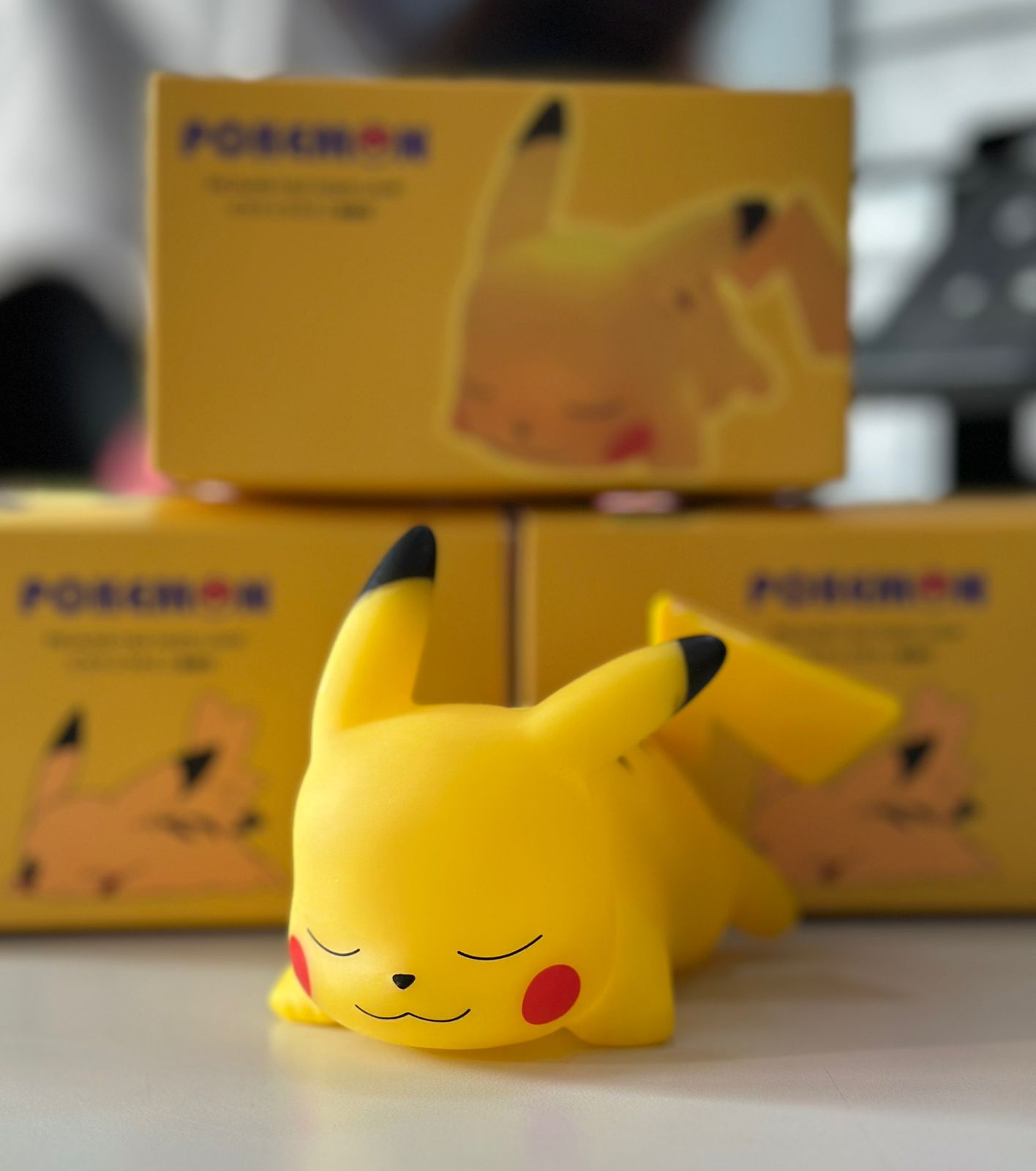 Vista 8 de Lampara Led de Pokemon Pikachu